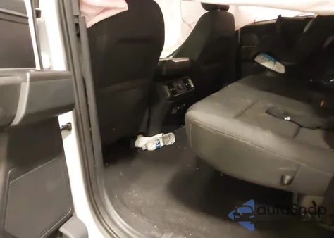 2023 Ford F-150 Xlt z USA, uszkodzony, nr VIN 1FTFW1ED2PFC75869